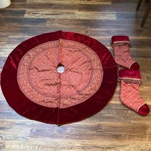Tree Skirt and Stockings
